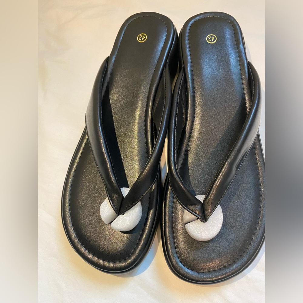 SHEIN Black Women's Sandals Size 42 - Picture 1 of 8